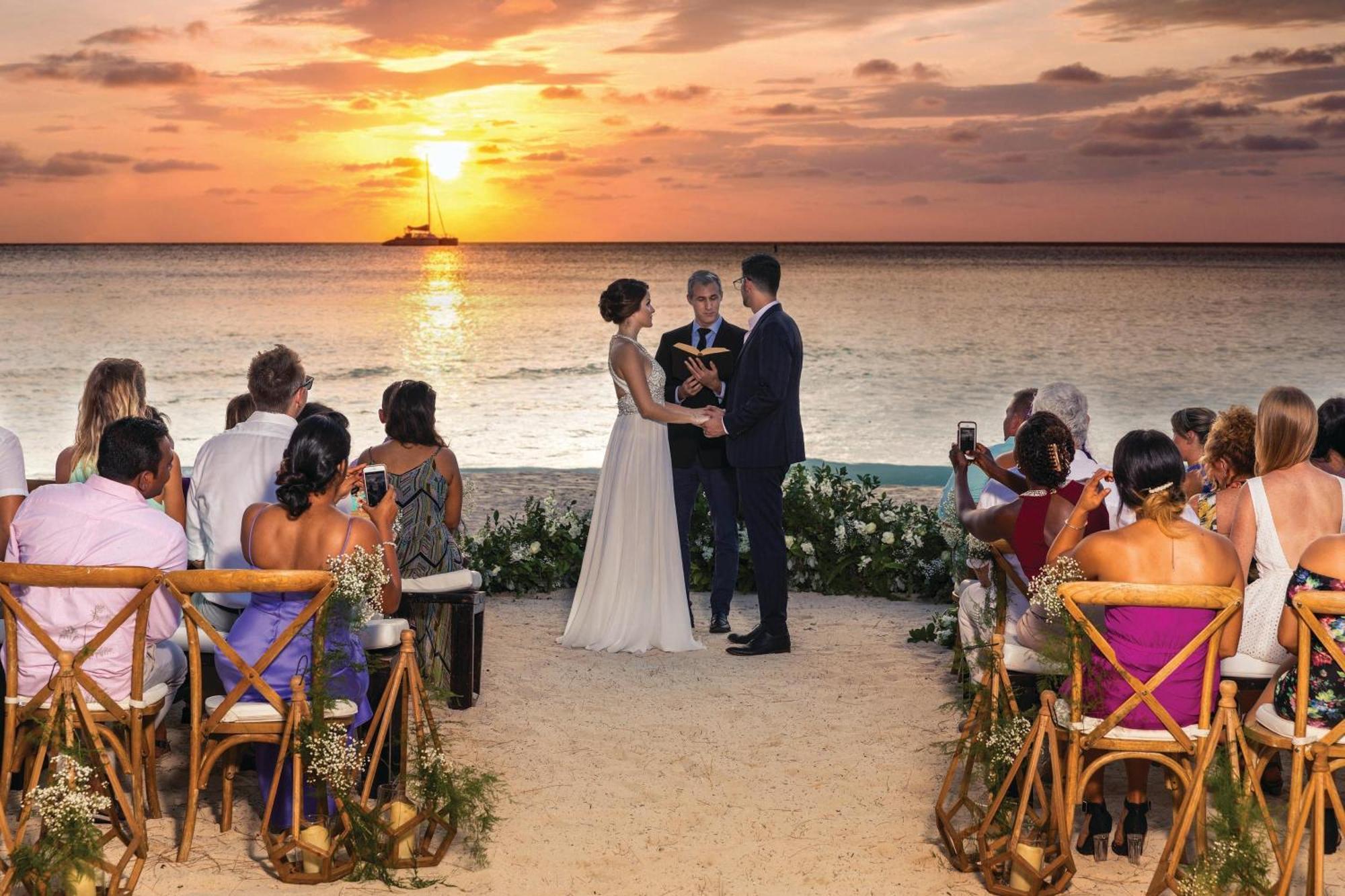The Westin Grand Cayman Seven Mile Beach Resort & Spa West Bay Екстериор снимка
