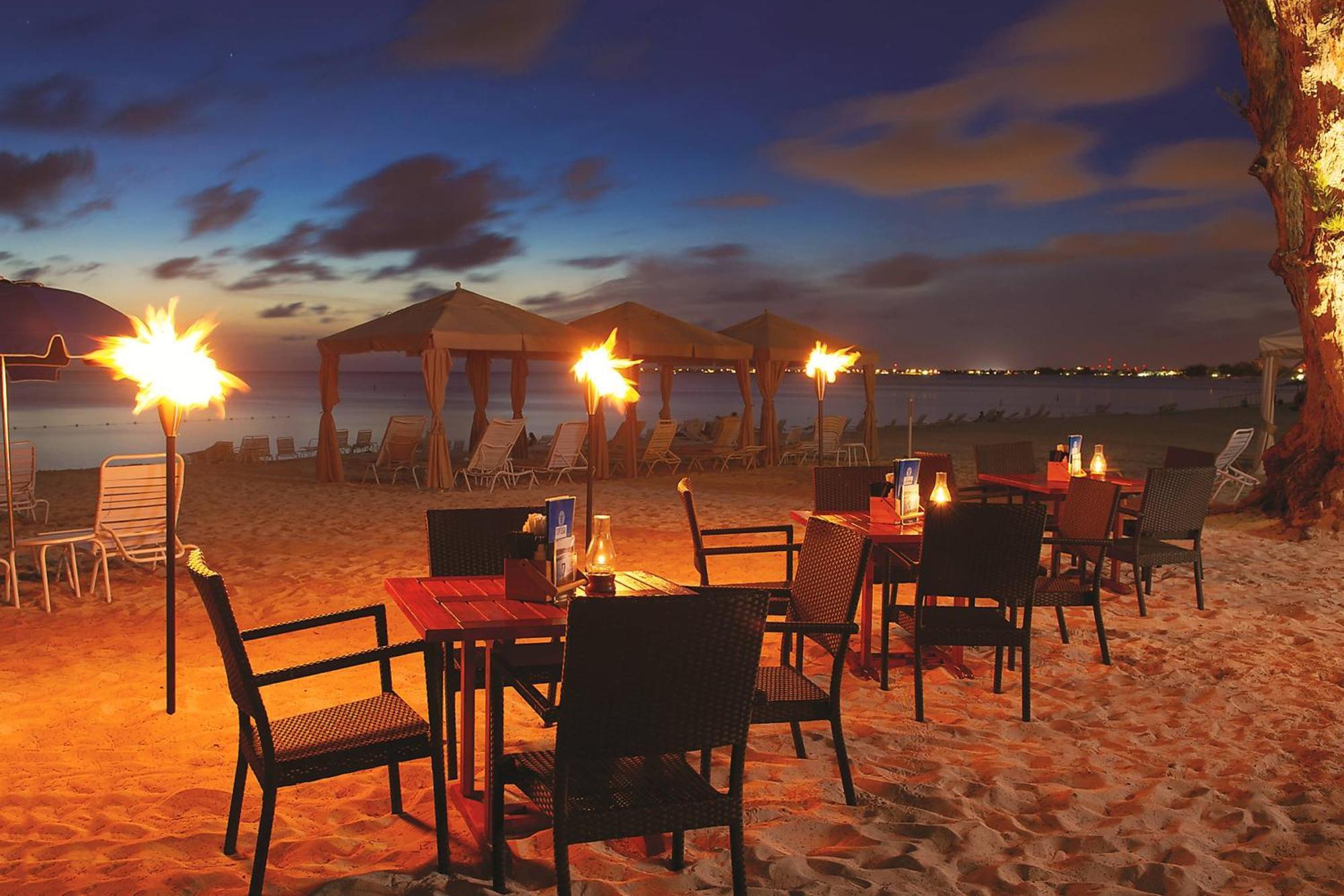 The Westin Grand Cayman Seven Mile Beach Resort & Spa West Bay Екстериор снимка